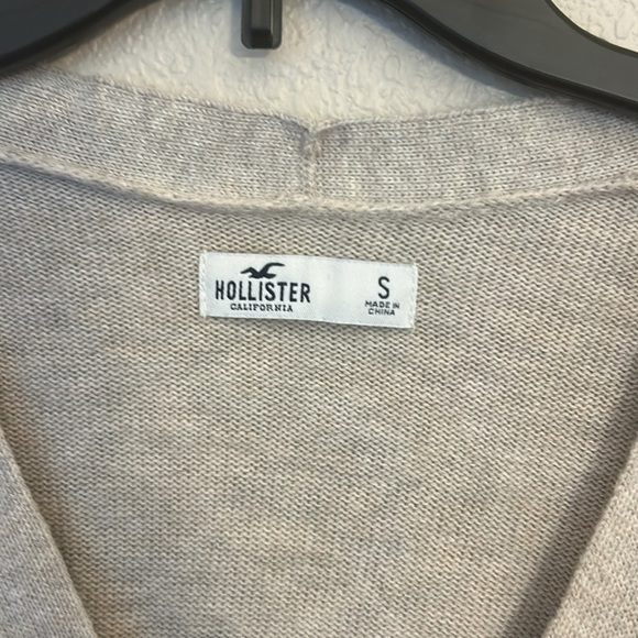 Gently used tan cardigan from Hollister size small. - Picture 2 of 6